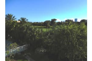 600 NE 14th Ave, Hallandale Beach, FL 33009, Sold 04/02/18