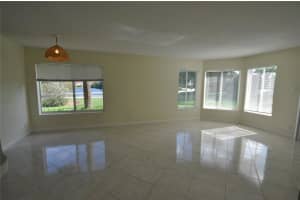 815 W Boynton Beach Blvd, Boynton Beach, FL 33426, Sold 08/15/19