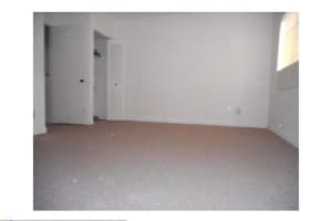 8809 NW 48th St, Sunrise, FL 33351, Sold 07/16/18