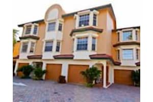 4242 N Ocean Dr, Hollywood, FL 33019, Sold 05/11/18