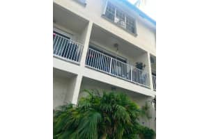 4242 N Ocean Dr, Hollywood, FL 33019, Sold 05/11/18