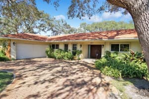 2271 NE 201st St, Miami, FL 33180, Sold 04/24/18