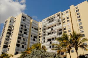 322 Buchanan St, Hollywood, FL 33019, Sold 10/23/18