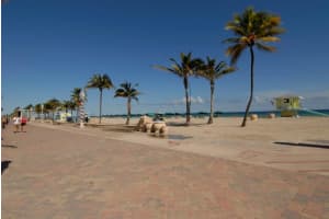 322 Buchanan St, Hollywood, FL 33019, Sold 10/23/18