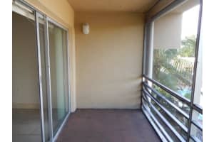 4215 N University Dr, Sunrise, FL 33351, Sold 04/11/18