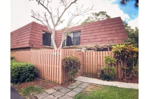 5476 NW 59th Pl, Tamarac, FL 33319, Sold 04/27/18