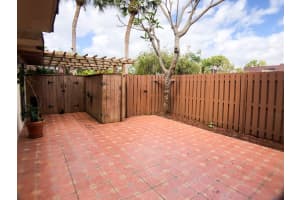 5476 NW 59th Pl, Tamarac, FL 33319, Sold 04/27/18