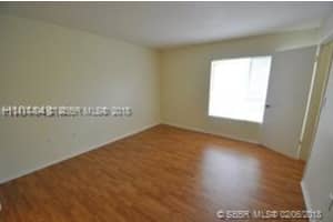 2400 Nw 33rd St 1111, Oakland Park