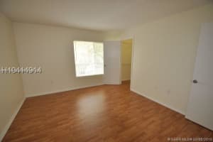 2400 NW 33rd St APT 1111, Oakland Park, FL 33309, - MLS#H10417494
