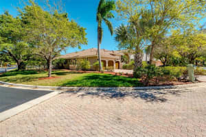 MLS# H10427418, Coral Springs, Florida 33071