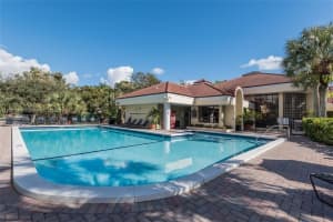 2445 Sw 18th Ter 215 Fort Lauderdale, FL 33315 - MLS#H10450093