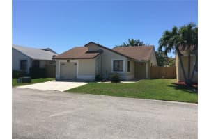 910 SW 109th Ave, Pembroke Pines, FL 33025, Sold 07/25/18