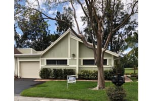 MLS# H10459339, Davie, Florida 33328