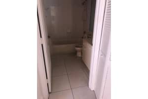 7522 NW 176th St, Hialeah, FL 33015, Sold 07/26/18