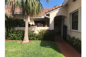 21240 Harbor Way, Miami, FL 33180, Sold 01/31/19