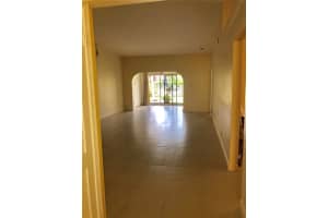 21240 Harbor Way, Miami, FL 33180, Sold 01/31/19