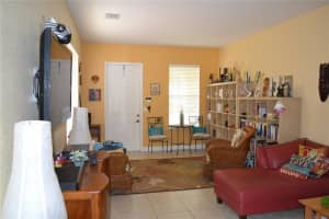 8645 Blaze Ct, Cooper City, FL 33328, Sold 10/05/18