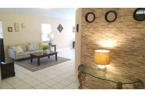 90 Gables Blvd, Weston, FL 33326, Sold 01/28/19