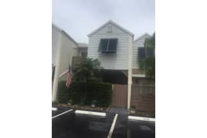 260 W Hemingway Cir, Margate, FL 33063, Sold 08/10/18
