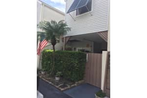 260 W Hemingway Cir, Margate, FL 33063, Sold 08/10/18
