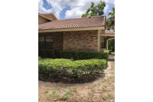 9088 Vineyard Lake Dr, Plantation, FL 33324, Sold 08/03/18