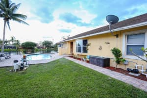 9800 SW 58th Ct, Cooper City, FL 33328, Sold 10/01/18