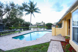 9800 SW 58th Ct, Cooper City, FL 33328, Sold 10/01/18