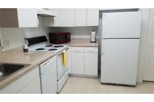 6968 SW 39th St APT F102, Davie, FL 33314, Sold 11/14/18
