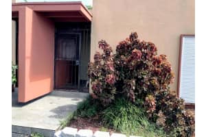 7166 Ballantrae Ct, Hialeah, FL 33014, Sold 11/21/18