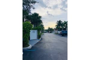 8252 SW 25th Ct, Miramar, FL 33025, Sold 10/31/18