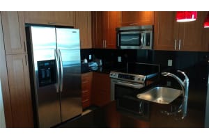 315 NE 3rd Ave, Fort Lauderdale, FL 33301, Sold 09/09/19