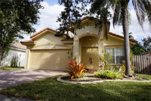 301 SW 203rd Ave, Pembroke Pines, FL 33029, Sold 05/30/19
