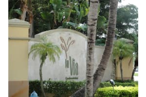 9610 NW 2nd St, Pembroke Pines, FL 33024, Sold 10/25/18