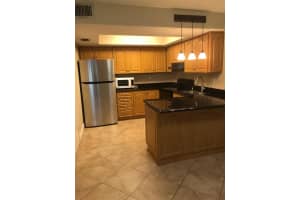 21 Madrid Ln, Davie, FL 33324, Sold 04/25/19