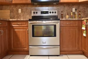 2830 Riverside Dr, Coral Springs, FL 33065, Sold 03/08/19