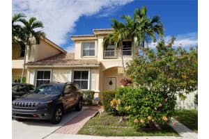 882 NW 130th Ave, Pembroke Pines, FL 33028, Sold 05/10/19