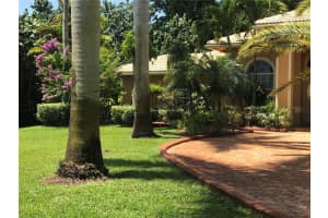 6300 SW 58th Ct, Davie, FL 33314, Sold 02/26/19