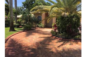 6300 SW 58th Ct, Davie, FL 33314, Sold 02/26/19