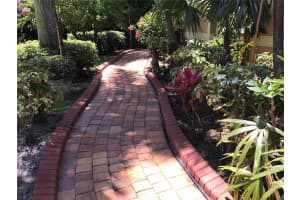 6300 SW 58th Ct, Davie, FL 33314, Sold 02/26/19