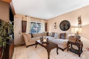 10017 NW 4th St, Pembroke Pines, FL 33024, Sold 04/26/19