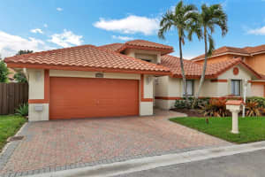 11540 SW 11th St, Pembroke Pines, FL 33025, Sold 02/08/19