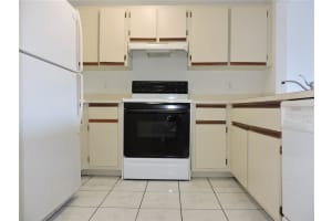 441 SE 10th St APT D201, Dania Beach, FL 33004, Sold 04/09/19