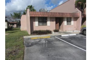13 Toledo Ct, Davie, FL 33324, Sold 05/30/19