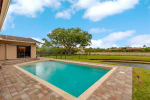 4281 SW 109th Ave, Davie, FL 33328, Sold 05/02/19