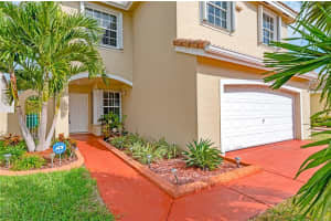 7895 N Silverado Cir, Hollywood, FL 33024, Sold 04/10/19