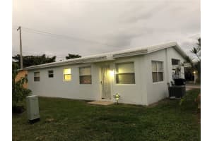 2420 Park Ln, Hollywood, FL 33021, Sold 03/29/19