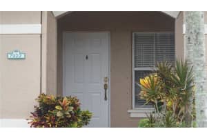 7922 N Southwood Cir, Davie, FL 33328, Sold 04/22/19
