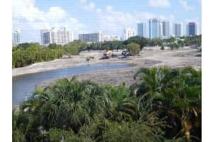 700 NE 14th Ave, Hallandale Beach, FL 33009, Sold 02/18/20