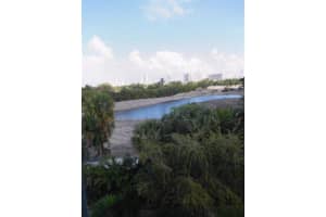 700 NE 14th Ave, Hallandale Beach, FL 33009, Sold 02/18/20