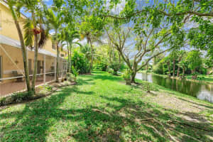 11407 Lakeview Dr, Coral Springs, FL 33071, Sold 05/15/19